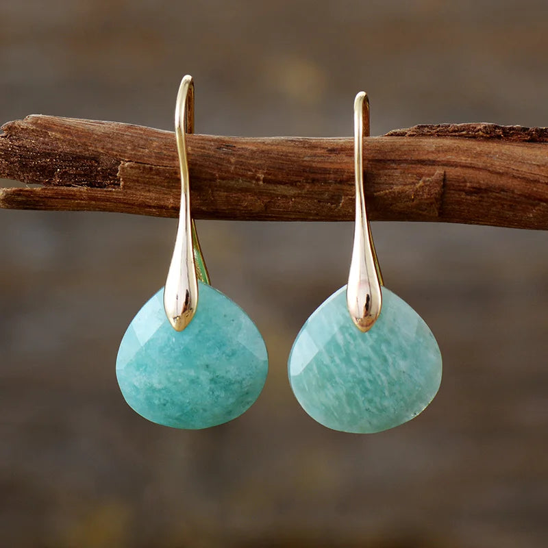 Boucles d'oreilles AquaLuxe en forme de goutte d'eau — Plaqué or et pierre naturelle