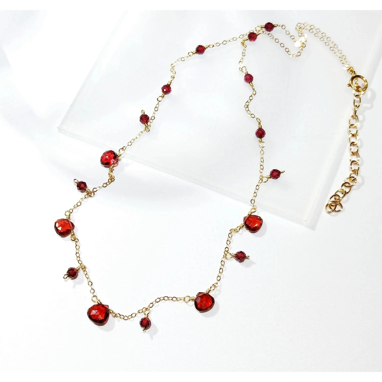 Collier ras-de-cou VitalGlow Grenat — Plaqué or 14 carats