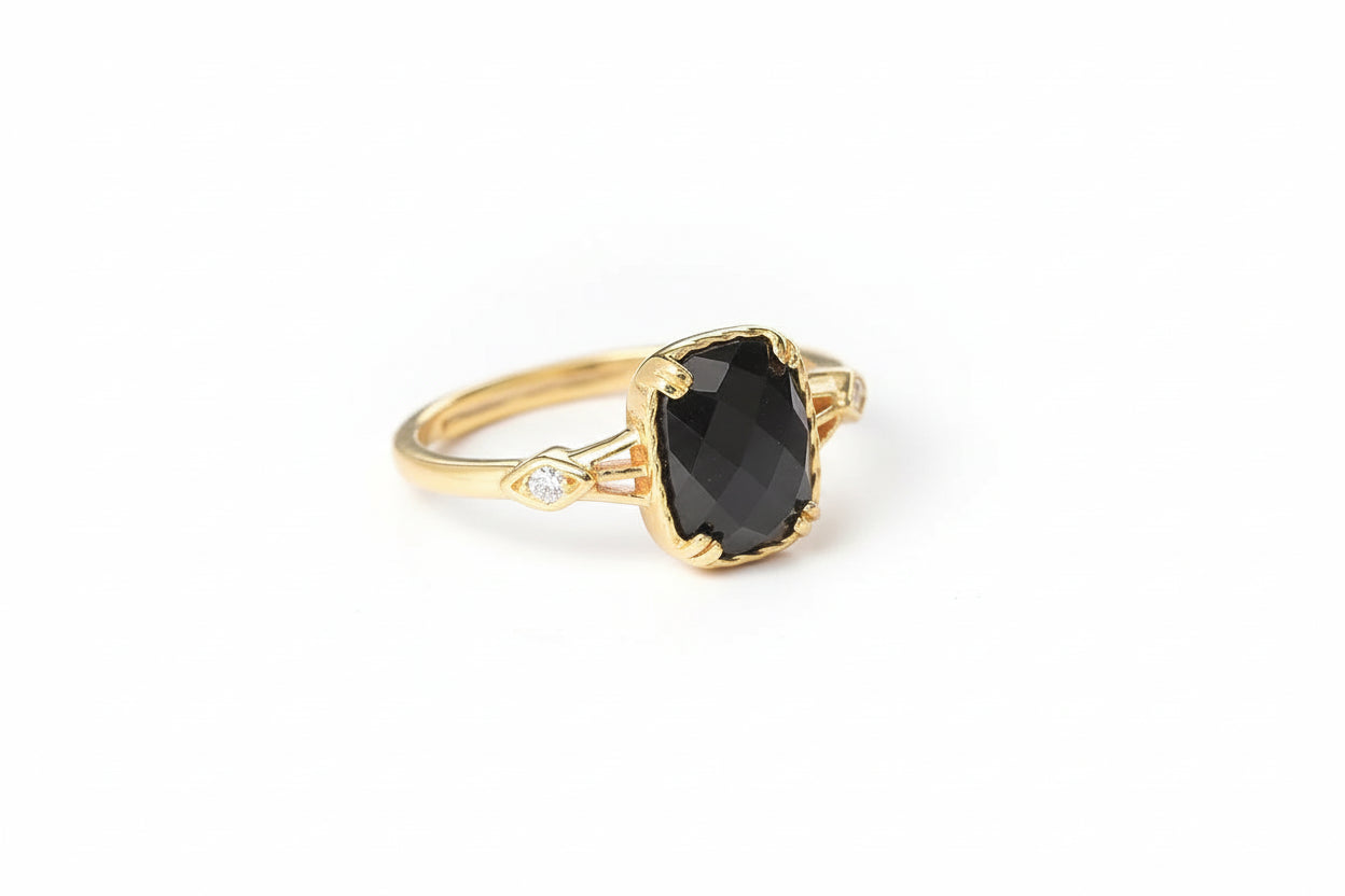 Healing Fine jewelry gold gemstone yoga energy