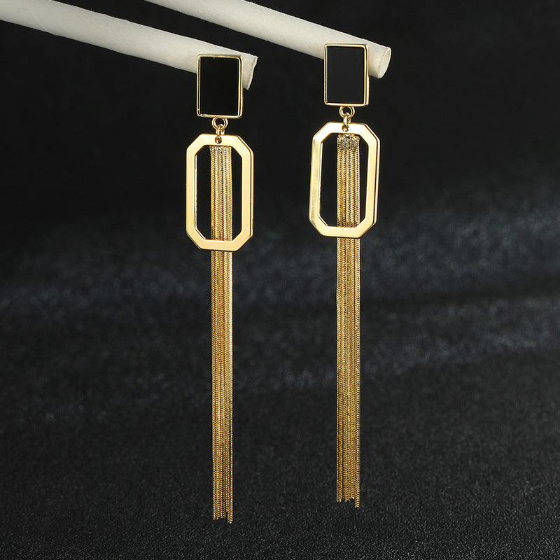 Long Trendy Chic Drop Earring Gold