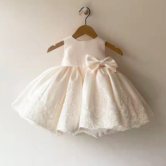 Robe de fête crème pour petite princesse