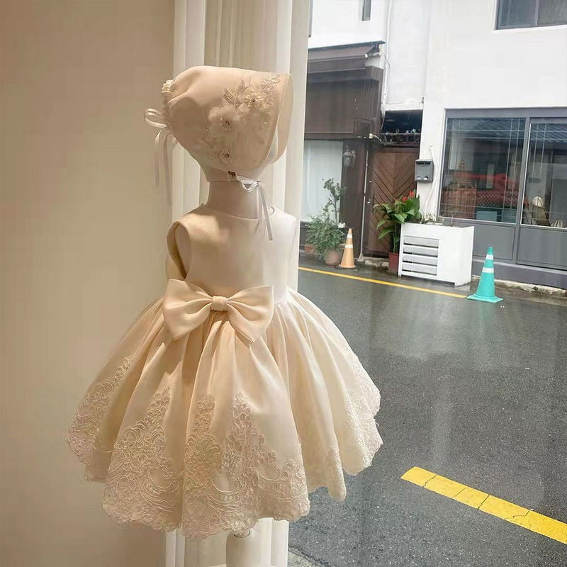 Robe de fête crème pour petite princesse
